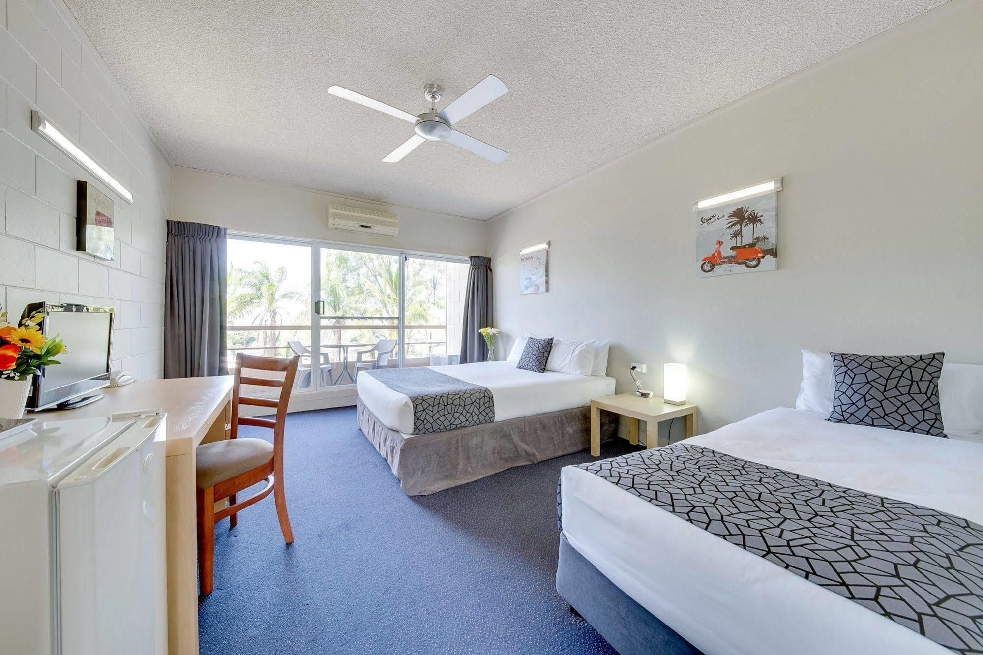 Camelot Motel Gladstone Buitenkant foto