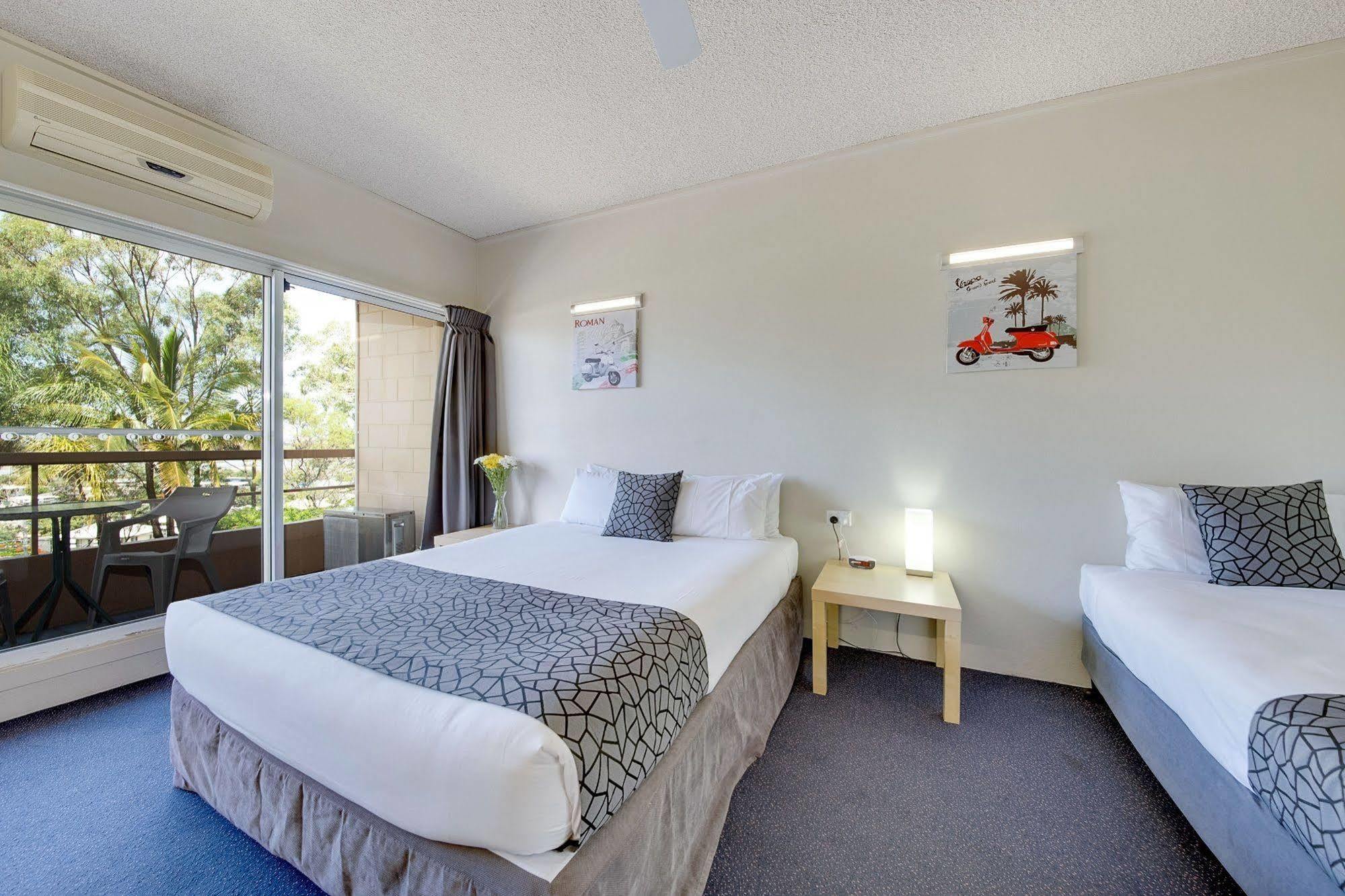 Camelot Motel Gladstone Buitenkant foto