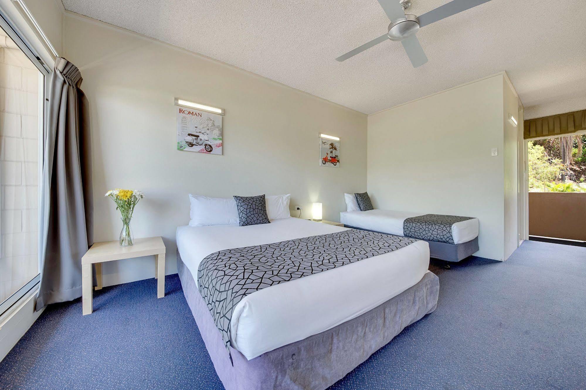 Camelot Motel Gladstone Buitenkant foto