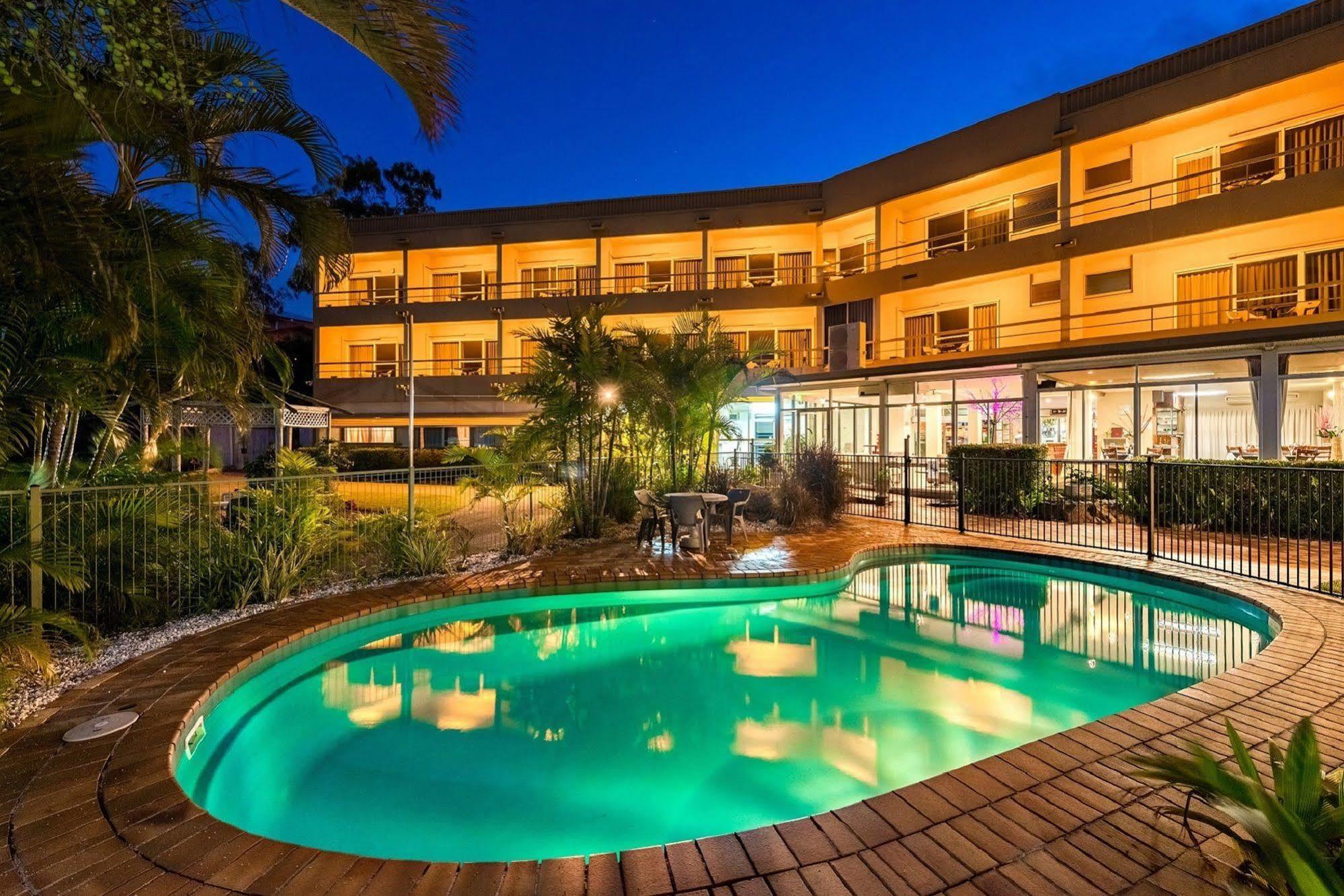 Camelot Motel Gladstone Buitenkant foto